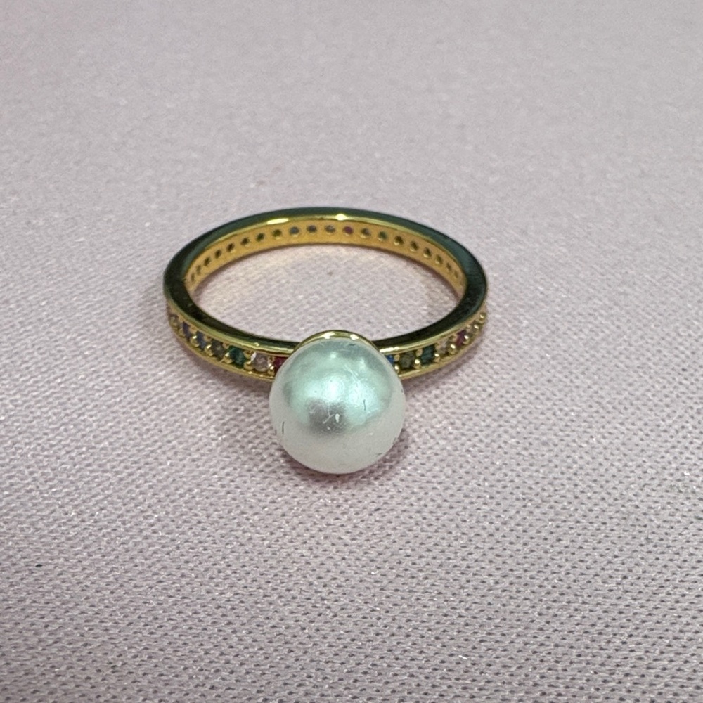 Gold Pearl Accent‎ Ring